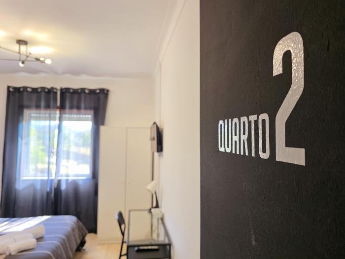 Quarto 2 N. Direções T5